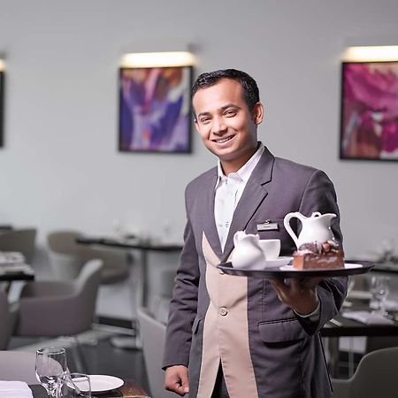 S Hotel Bahrain Sanabis Ausstattung foto