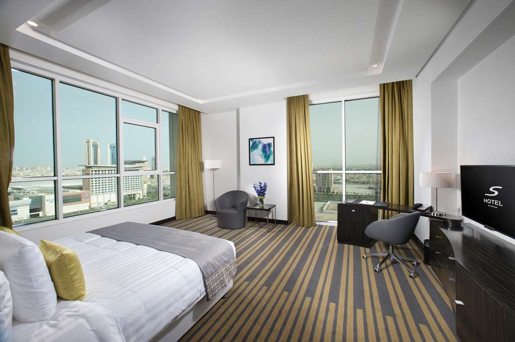 S Hotel Bahrain Sanabis Zimmer foto